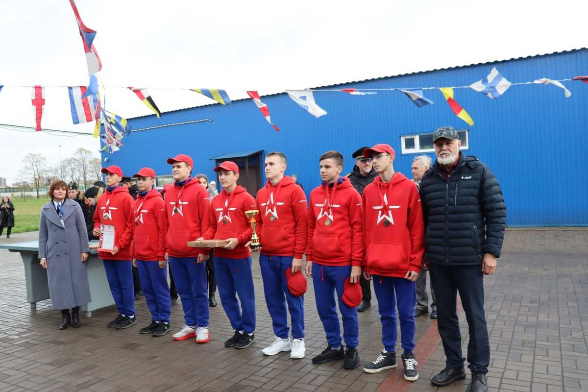 Шлюпочная регата на базе академии.