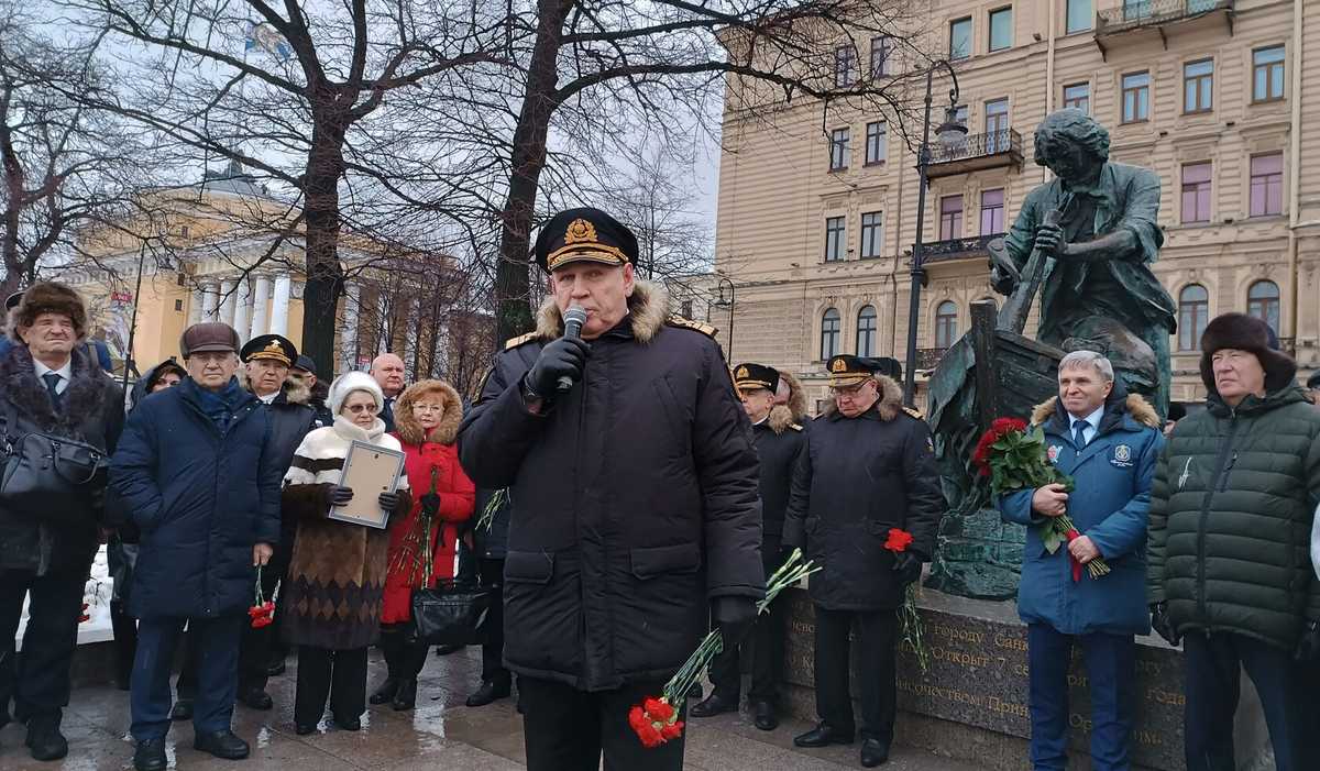 Церемония вручения патента «Петровский корабел»