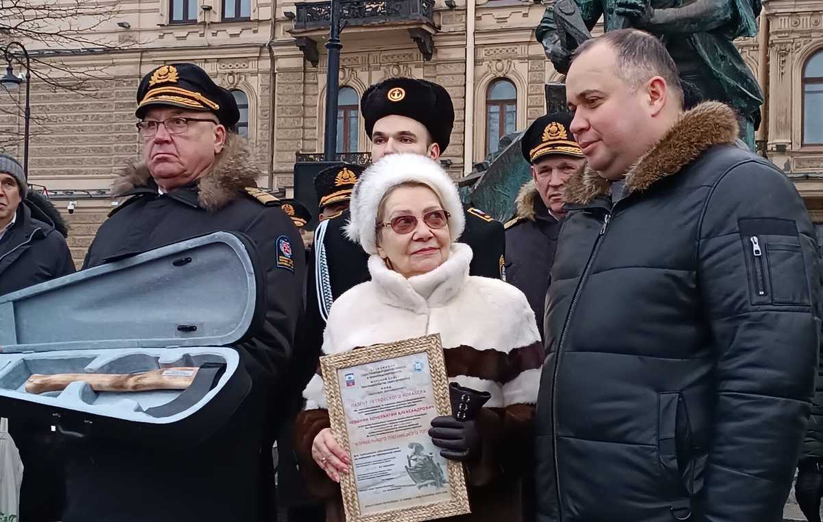 Церемония вручения патента «Петровский корабел»