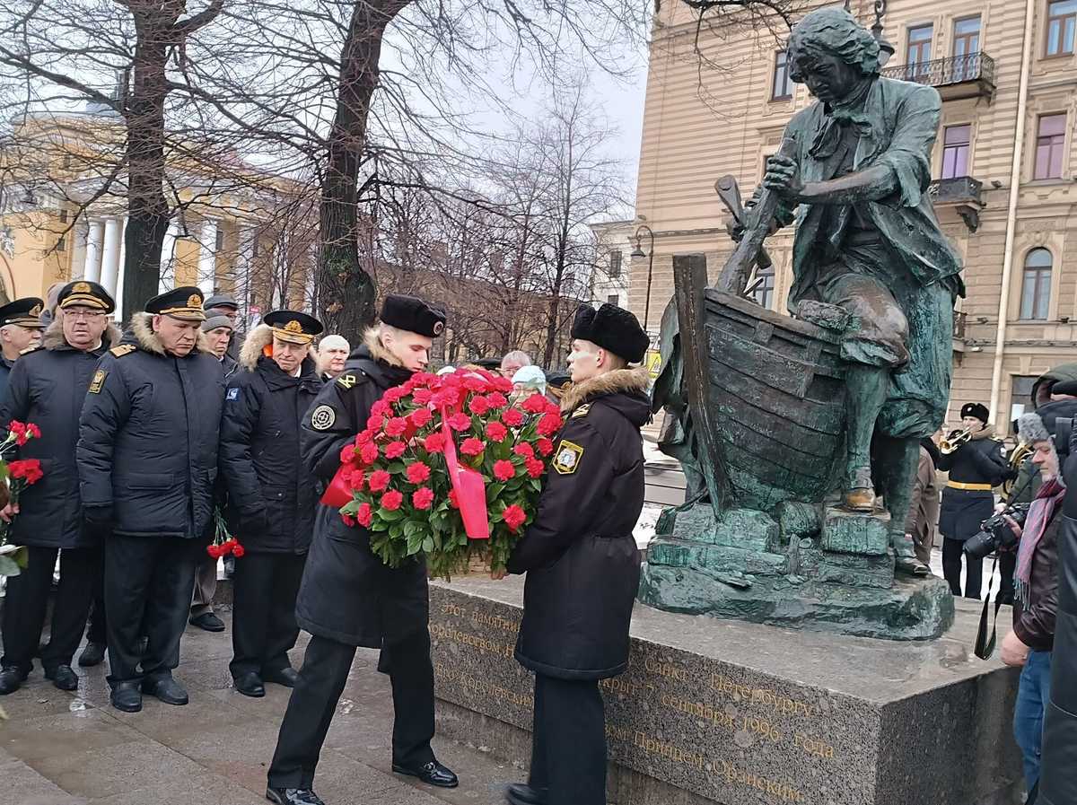 Церемония вручения патента «Петровский корабел»
