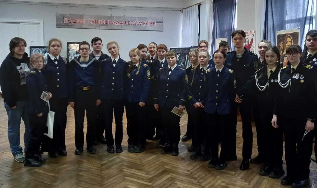 Моряки на службе Отечеству»