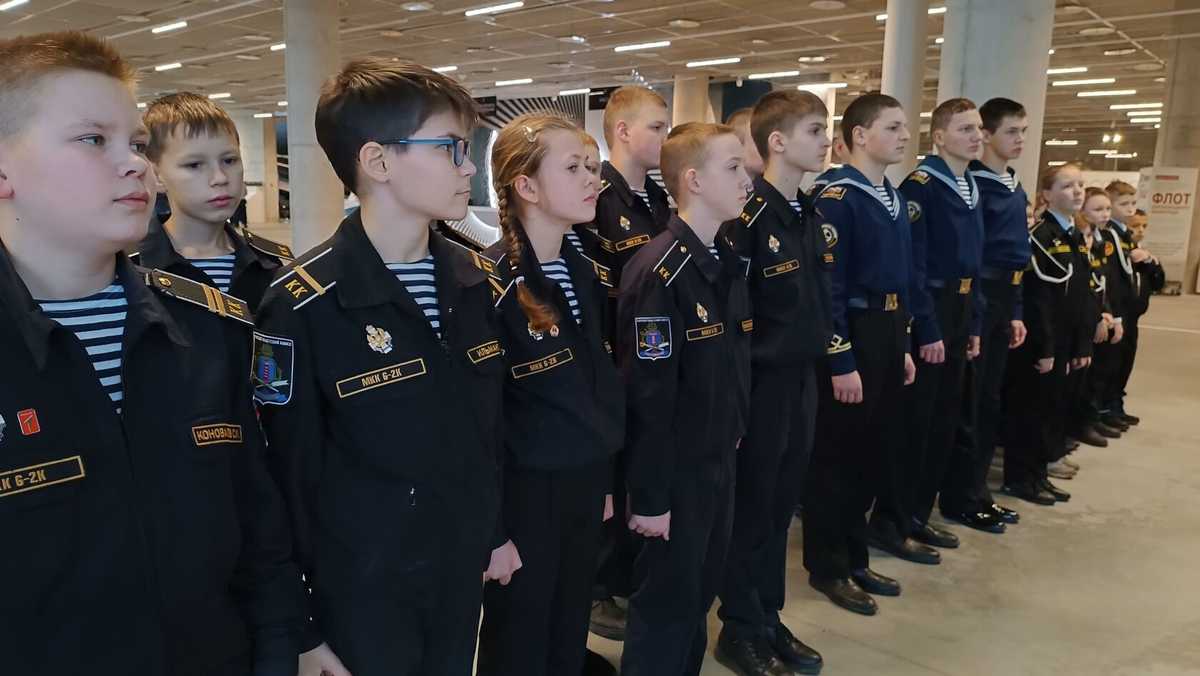 Морской венок славы: моряки на службе Отечеству