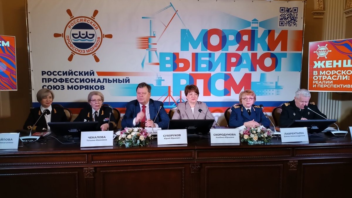 Курсанты академии выступили в Доме журналистов