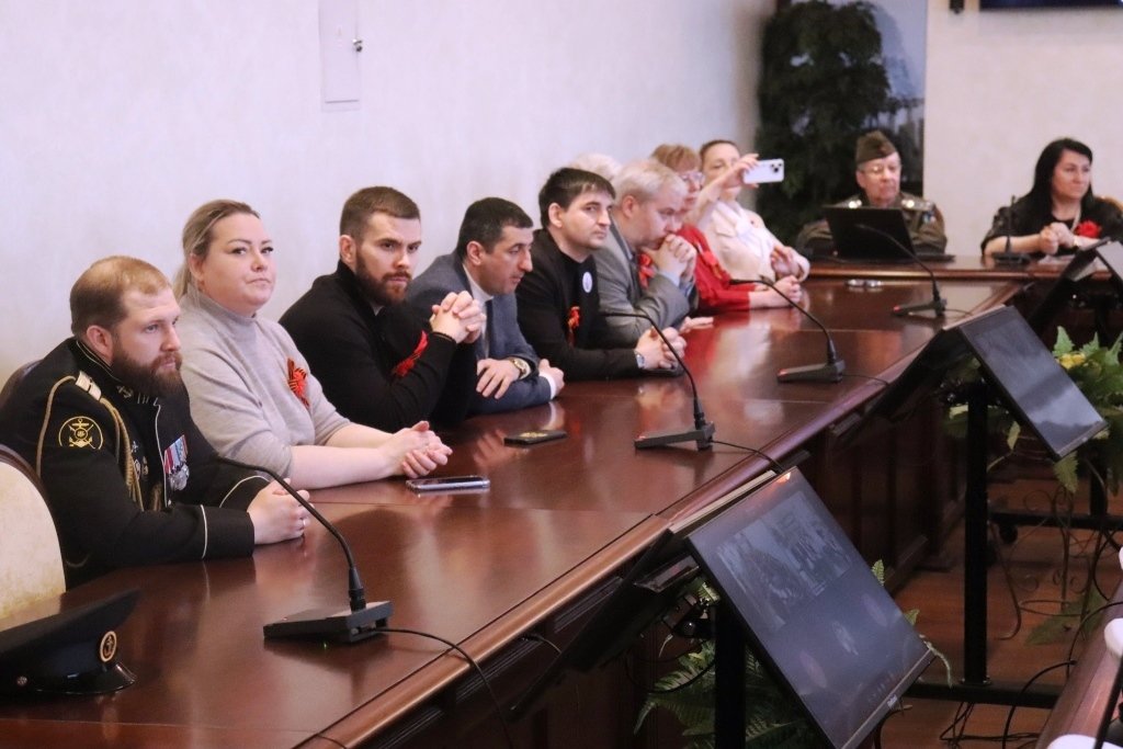 Память о героизме: телемост с потомками участников штурма Рейхстага
