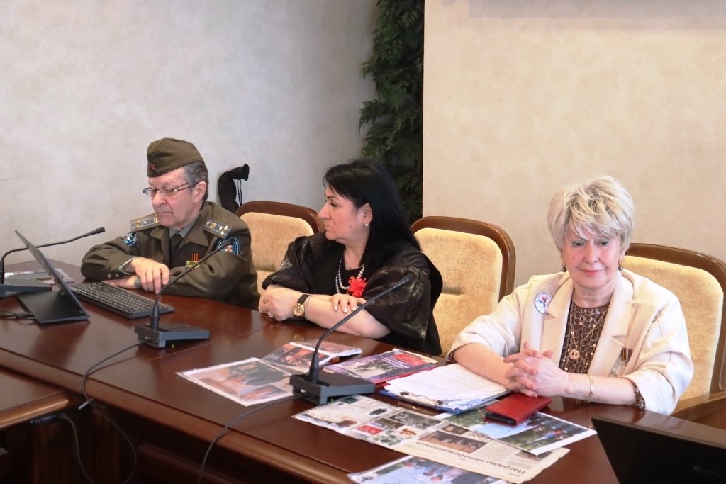 Память о героизме: телемост с потомками участников штурма Рейхстага