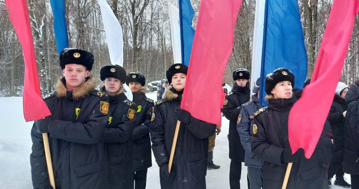 Курсанты академии приняли участие в торжественном митинге Курсанты академии приняли участие в торжественном митинге