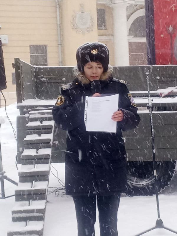 Открытый микрофон в честь мужества ленинградцев Открытый микрофон в честь мужества ленинградцев