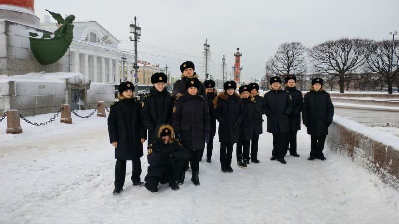 Экскурсия «Новогодний Санкт-Петербург» Экскурсия «Новогодний Санкт-Петербург»