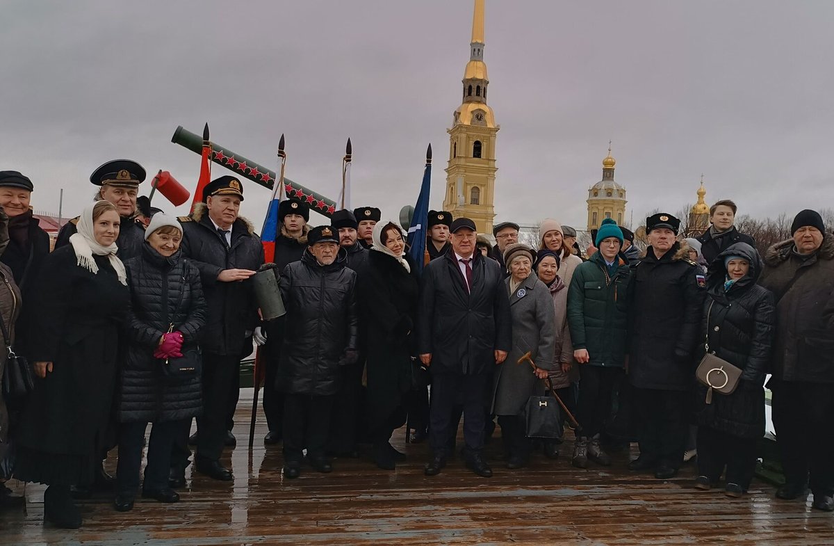 Полуденный выстрел в честь основания «Полярного конвоя» Полуденный выстрел в честь основания «Полярного конвоя»