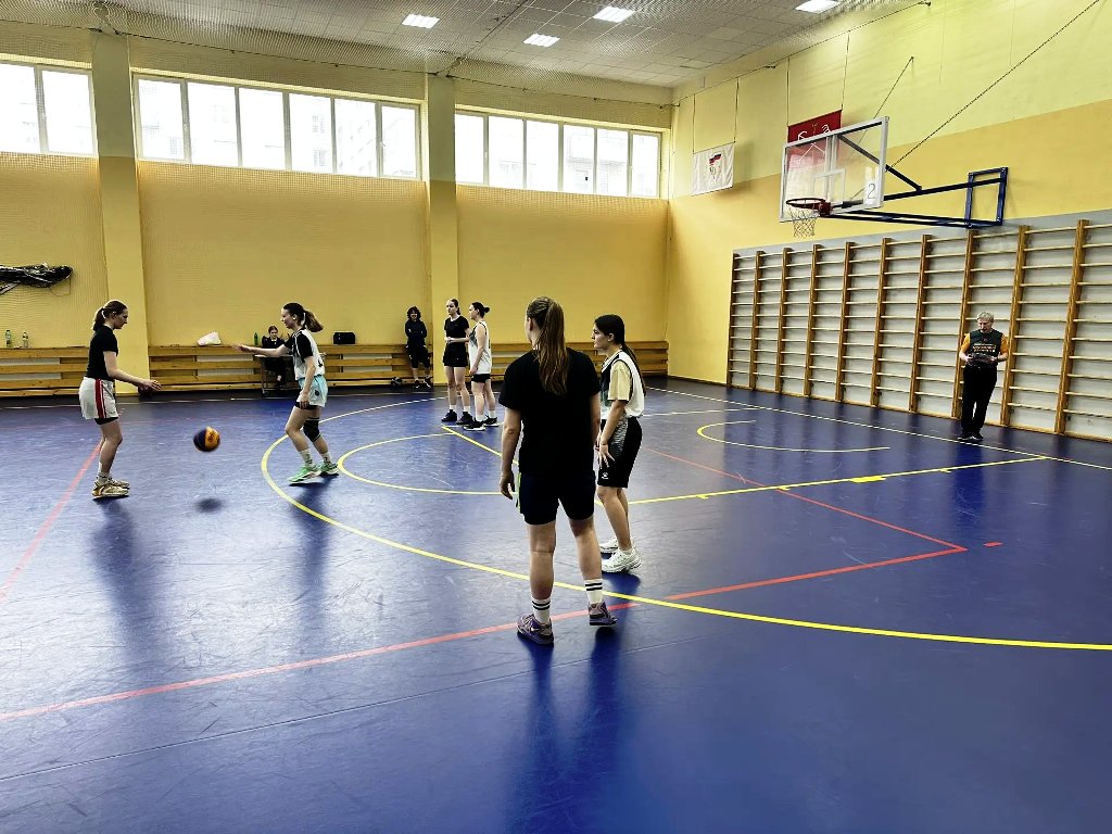 Победа в стритболе Победа в стритболе
