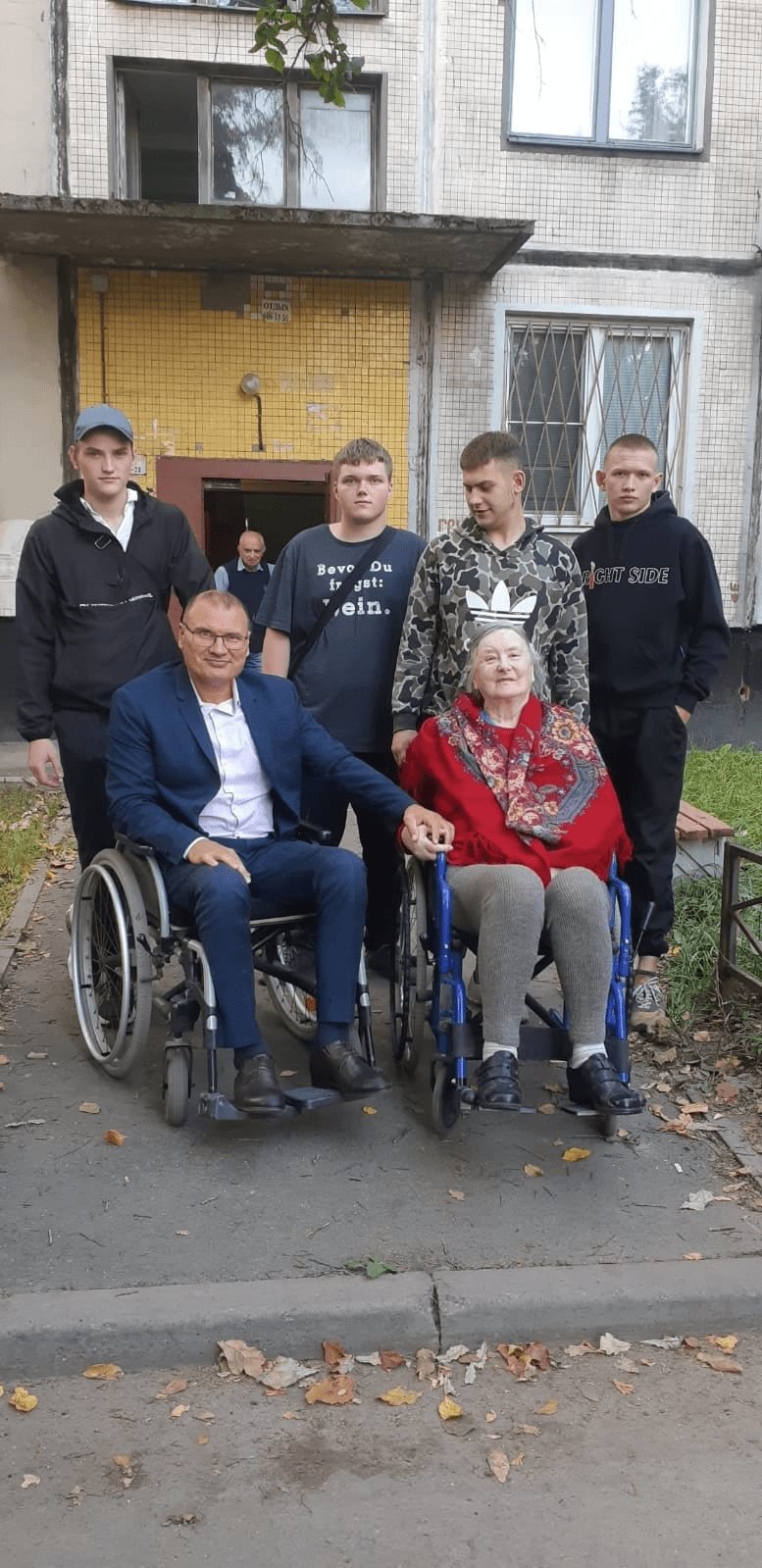 Курсантов академии поблагодарили за помощь Курсантов академии поблагодарили за помощь