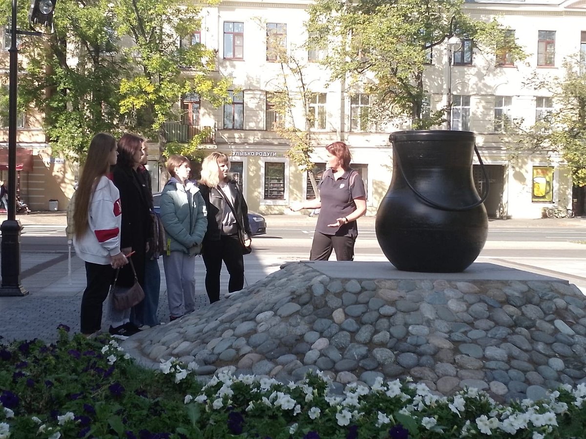 Первокурсники академии посетили музей под открытым небом Первокурсники академии посетили музей под открытым небом
