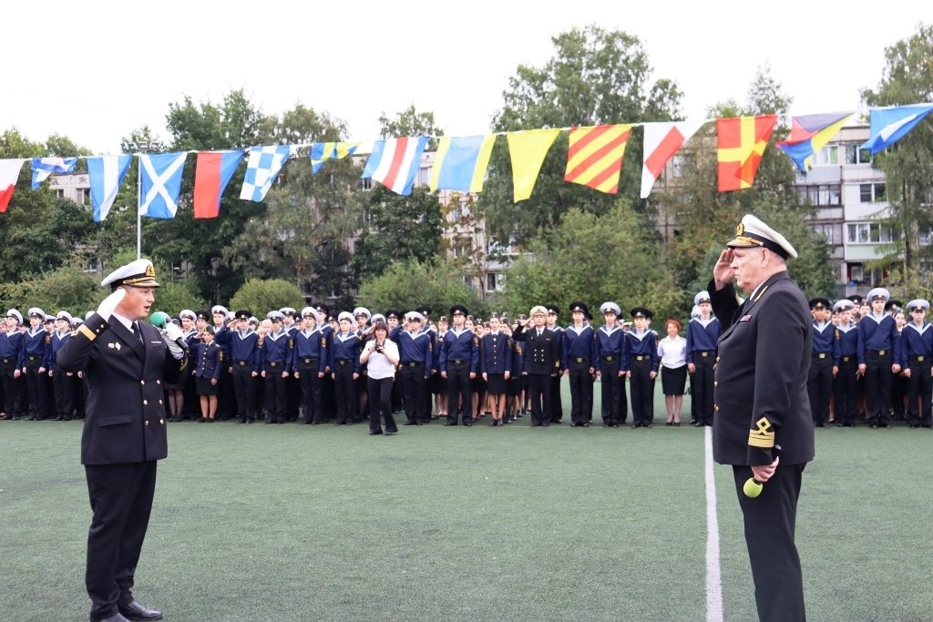 Курсанты Морской технической академии встретили новый учебный год