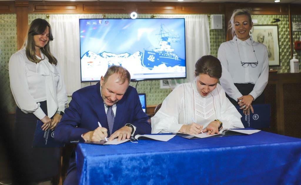 95 лет назад была спасена экспедиция Умберто Нобиле 95 лет назад была спасена экспедиция Умберто Нобиле