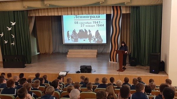Курсанты приняли участие в проекте «Нить поколений»