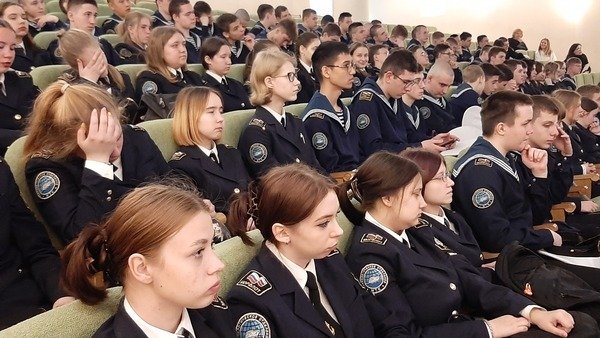 Курсанты приняли участие в проекте «Нить поколений»