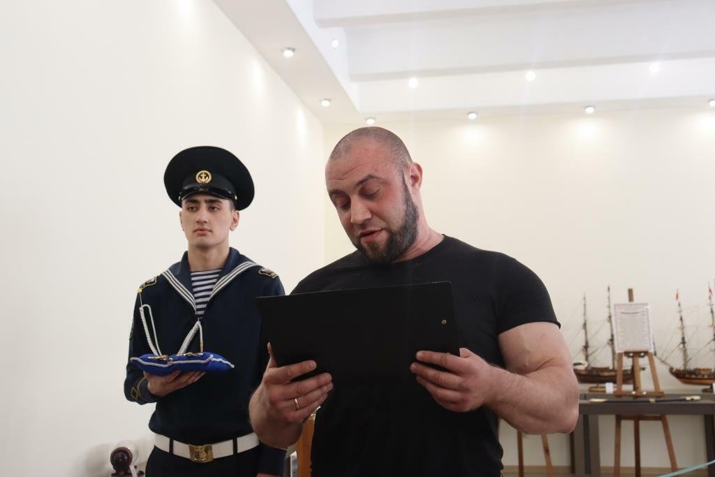 Открытие выставки «Штатные уставные шашки Российской империи и Советского Союза»