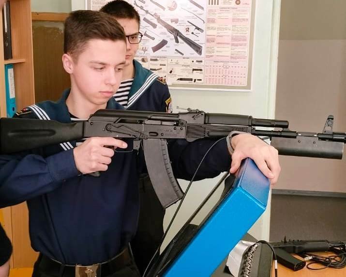 А ну-ка, парни! А ну-ка, парни!