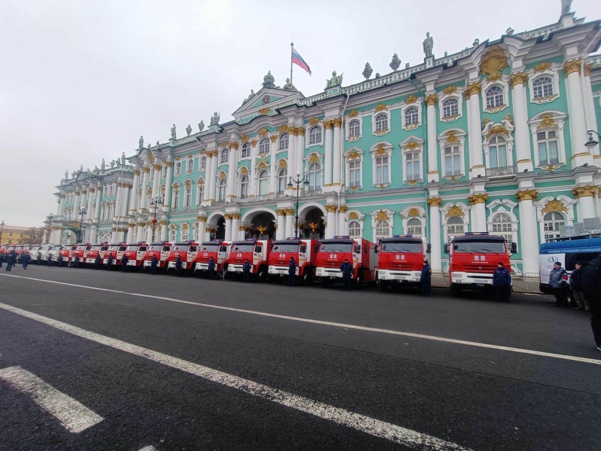Смотр сил и средств РСЧС СПб Смотр сил и средств РСЧС СПб