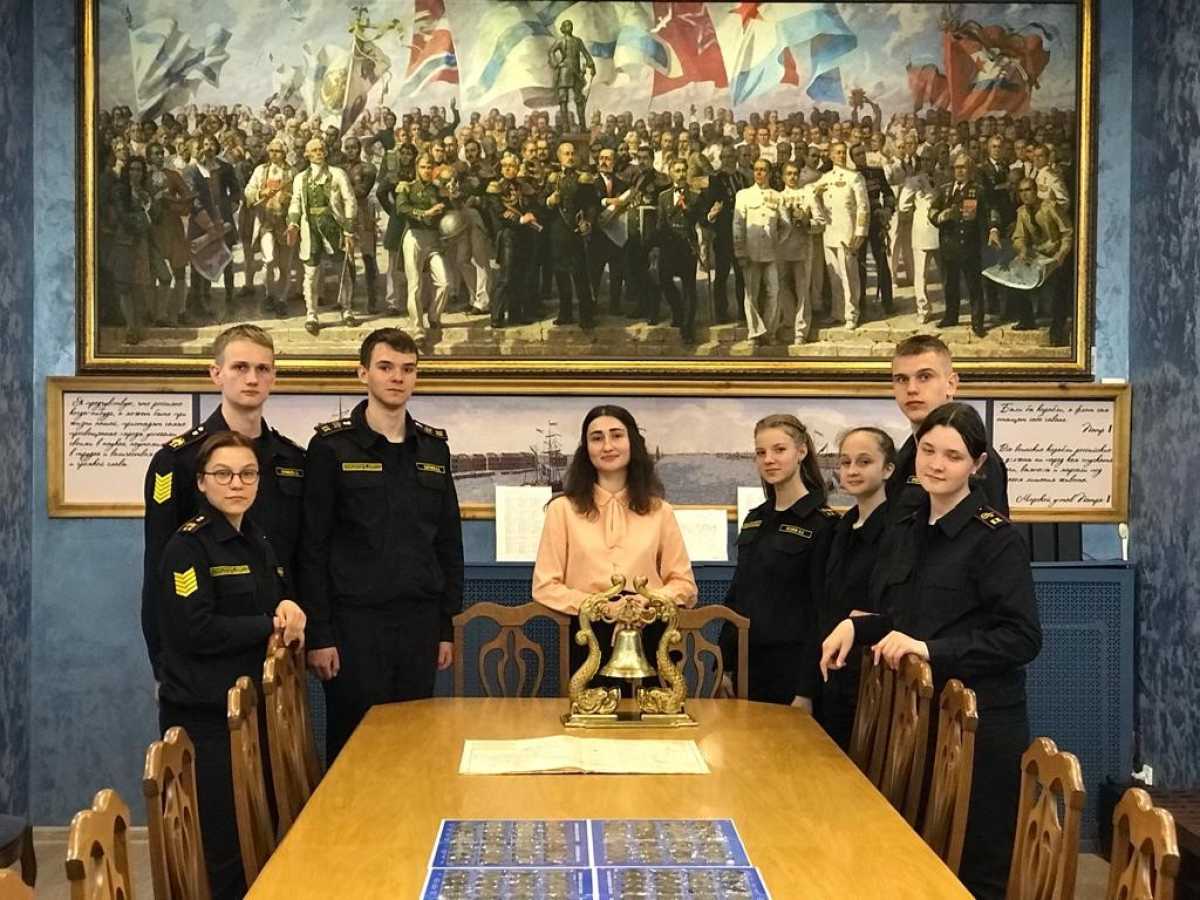 Товарищеская встреча по волейболу с гостями из Кронштадта Товарищеская встреча по волейболу с гостями из Кронштадта
