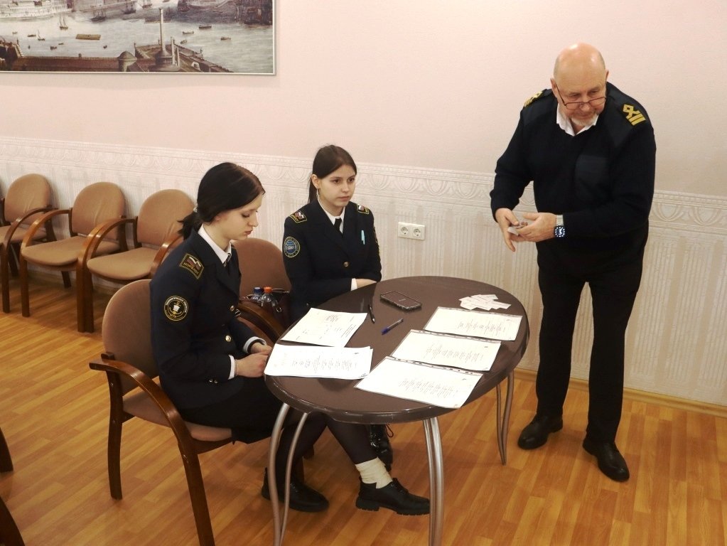 Городские соревнования по морскому многоборью в честь Дня моряка-подводника Городские соревнования по морскому многоборью в честь Дня моряка-подводника