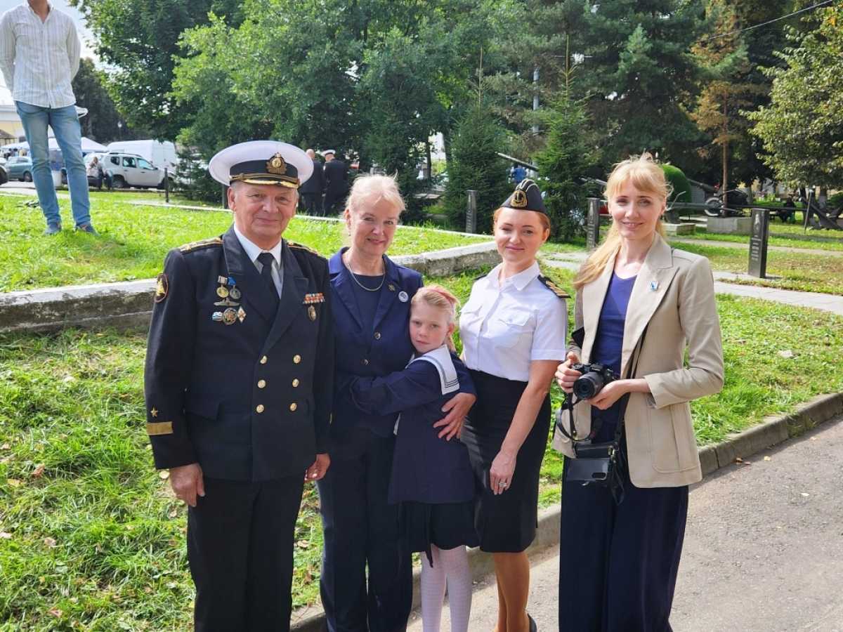 В Боровске отметили 330-летие Военно-морского флота России В Боровске отметили 330-летие Военно-морского флота России