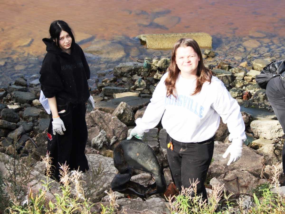 Курсанты МТА приняли участие в экологической акции «Чистый берег» Курсанты МТА приняли участие в экологической акции «Чистый берег»
