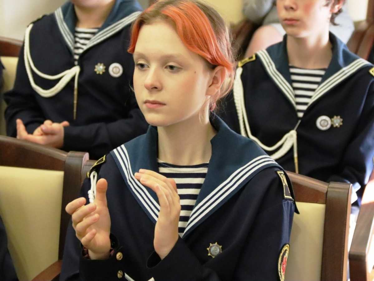 В Центральном военно-морском музее наградили победителей XXX Слёта юных моряков В Центральном военно-морском музее наградили победителей XXX Слёта юных моряков