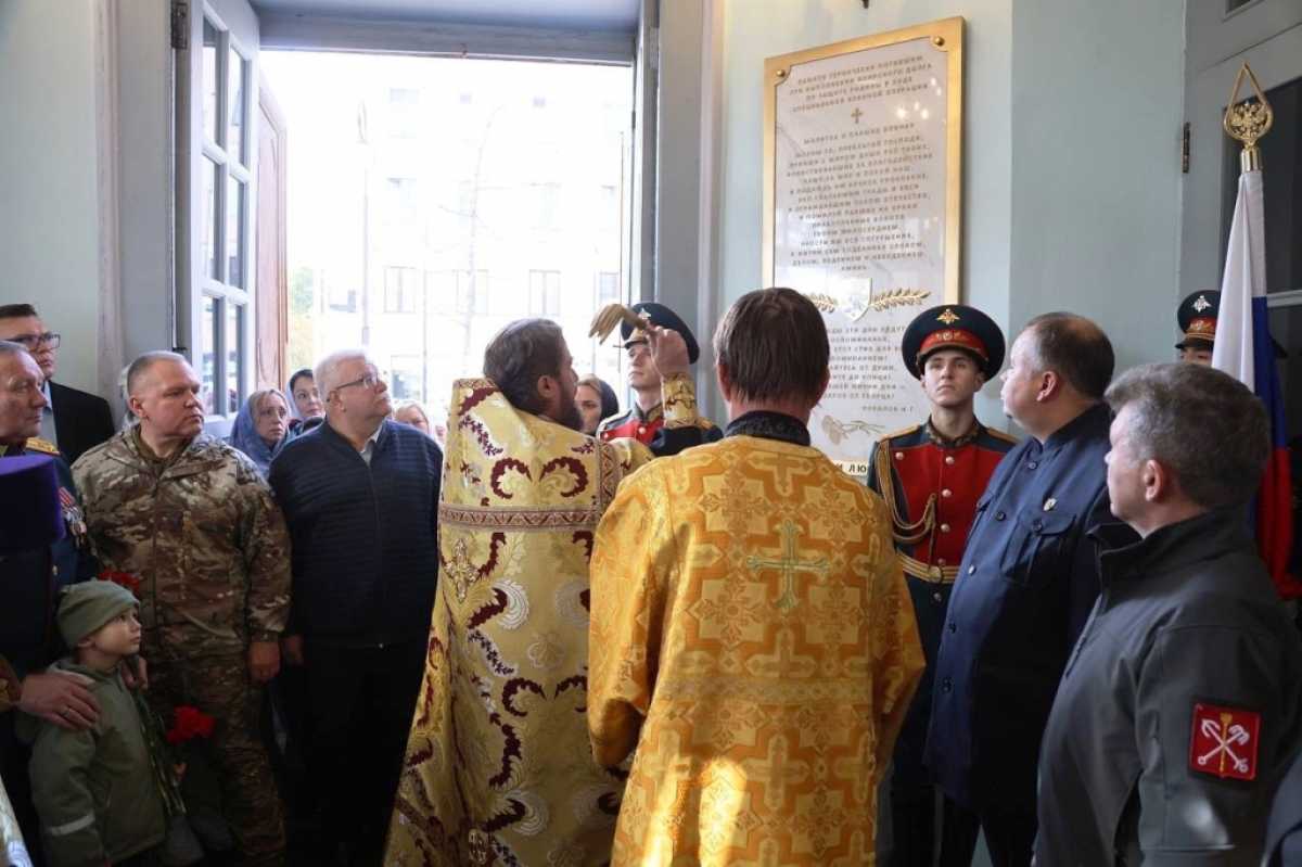 В Санкт-Петербурге прошёл фестиваль «Своих не бросаем» В Санкт-Петербурге прошёл фестиваль «Своих не бросаем»