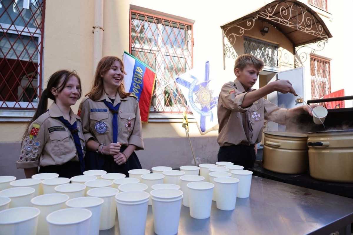 В Санкт-Петербурге прошёл фестиваль «Своих не бросаем» В Санкт-Петербурге прошёл фестиваль «Своих не бросаем»