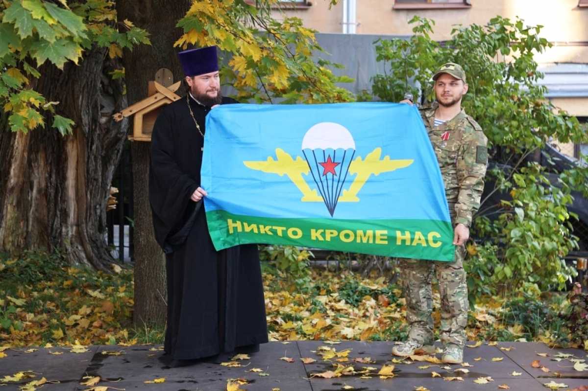 В Санкт-Петербурге прошёл фестиваль «Своих не бросаем» В Санкт-Петербурге прошёл фестиваль «Своих не бросаем»