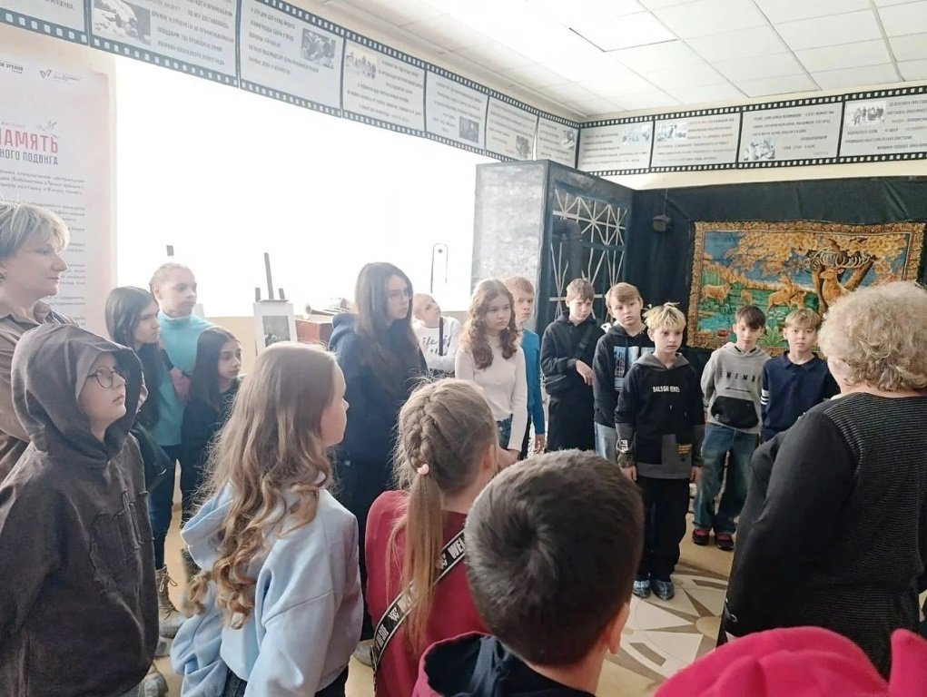 Живая память: истории народного подвига Живая память: истории народного подвига