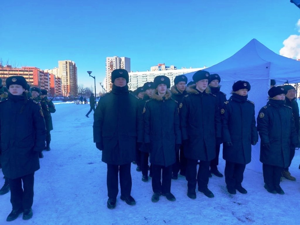 Торжественно-траурный митинг в парке Боевого Братства Торжественно-траурный митинг в парке Боевого Братства
