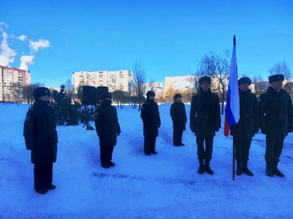 Торжественно-траурный митинг в парке Боевого Братства Торжественно-траурный митинг в парке Боевого Братства