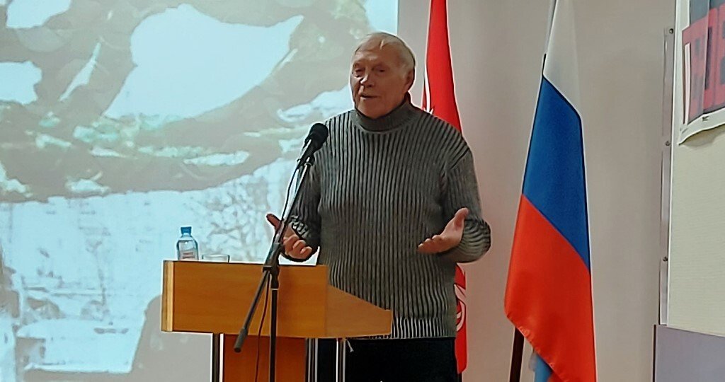 Встреча в архиве Встреча в архиве