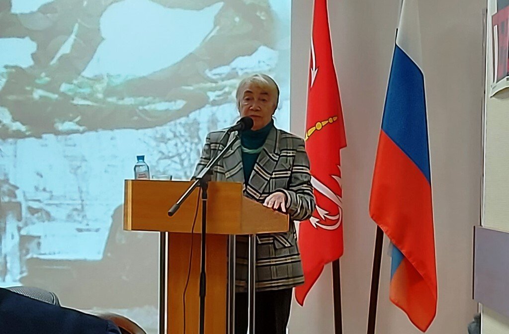 Встреча в архиве Встреча в архиве