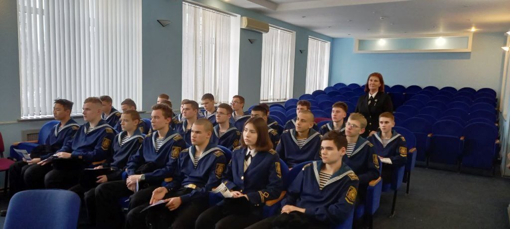 От Сенявина к Макарову: преемственность морского образования От Сенявина к Макарову: преемственность морского образования