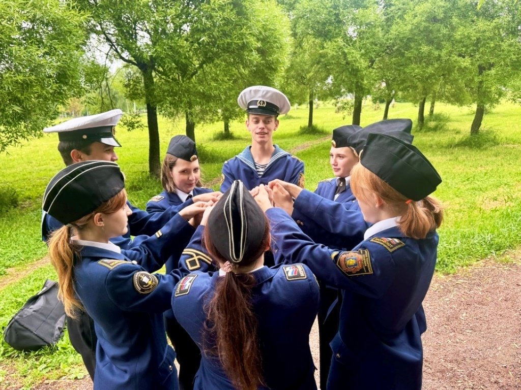 Патриотическая акция ко Дню России