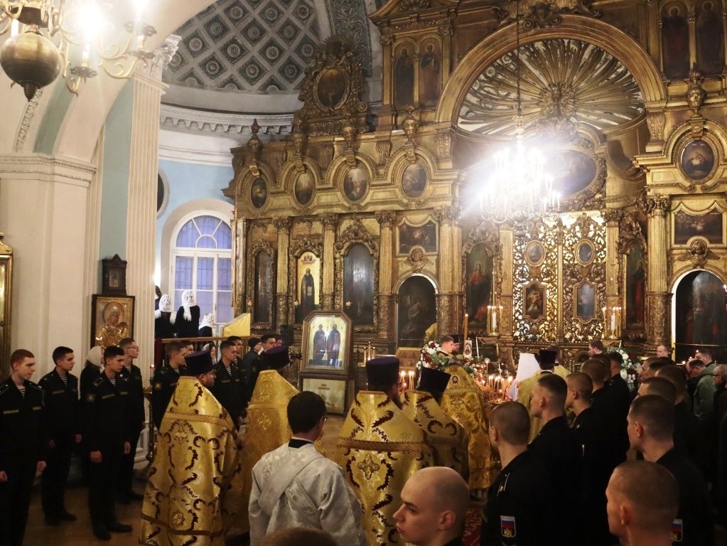 В Санкт-Петербурге прошла Божественная литургия в честь апостола Андрея Первозванного В Санкт-Петербурге прошла Божественная литургия в честь апостола Андрея Первозванного