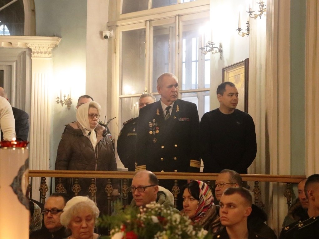 В Санкт-Петербурге прошла Божественная литургия в честь апостола Андрея Первозванного В Санкт-Петербурге прошла Божественная литургия в честь апостола Андрея Первозванного