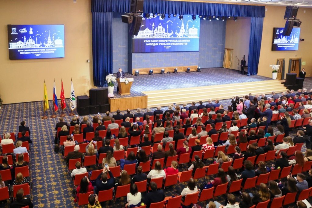 Курсанты Морской технической академии отмечены стипендией правительства Санкт-Петербурга Курсанты Морской технической академии отмечены стипендией правительства Санкт-Петербурга