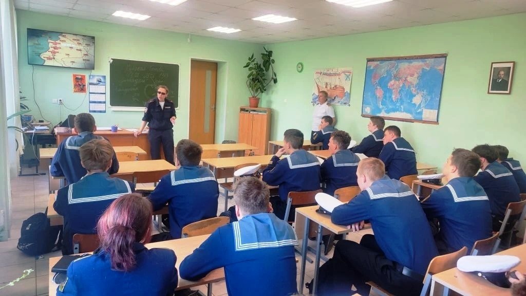 Встреча курсантов с представителем МВД Встреча курсантов с представителем МВД