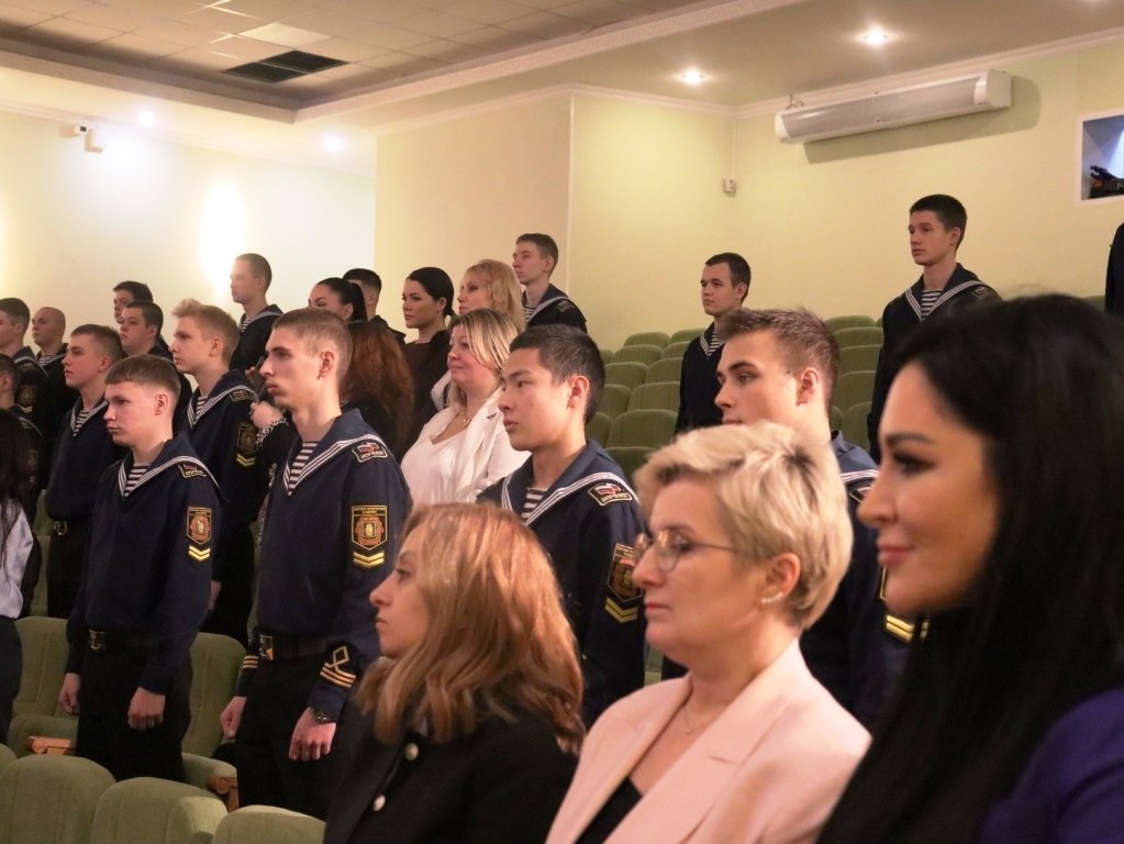 Героями не рождаются – героями становятся Героями не рождаются – героями становятся