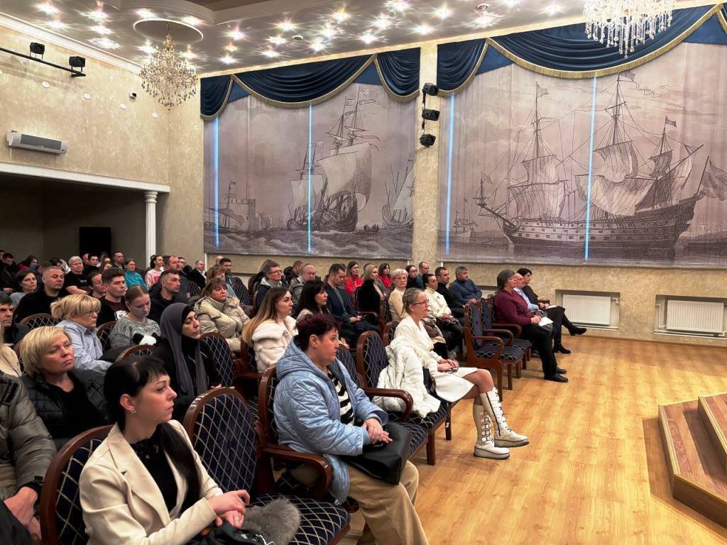 В академии прошли родительские собрания В академии прошли родительские собрания