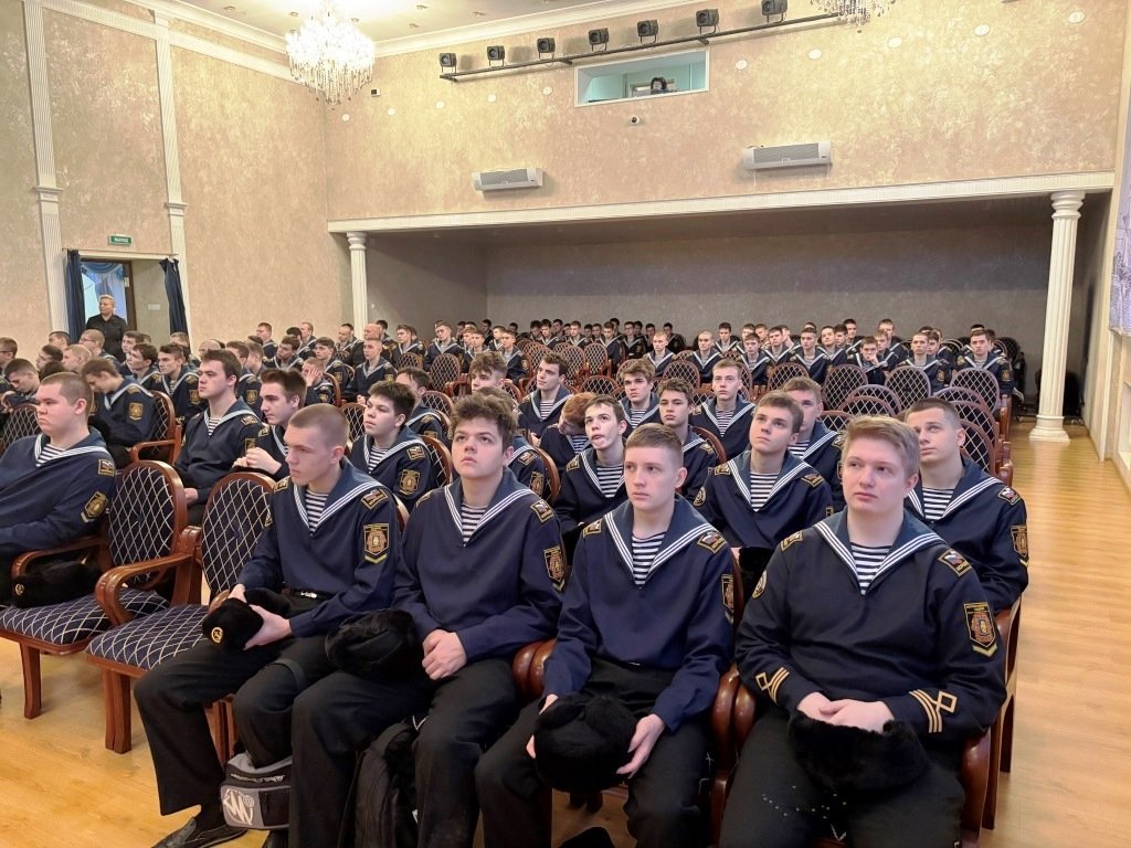 Имя твоё неизвестно, подвиг твой бессмертен Имя твоё неизвестно, подвиг твой бессмертен
