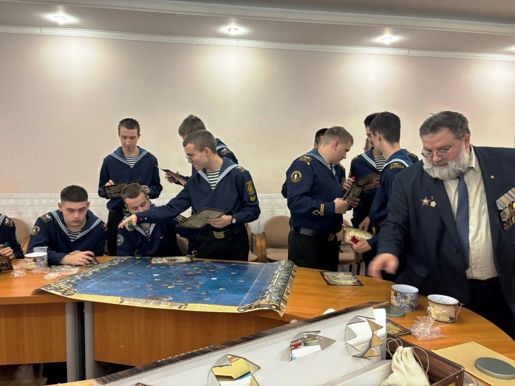 В Морской Технической Академии прошёл уникальный мастер-класс по настольным играм о жизни адмирала Ушакова В Морской Технической Академии прошёл уникальный мастер-класс по настольным играм о жизни адмирала Ушакова