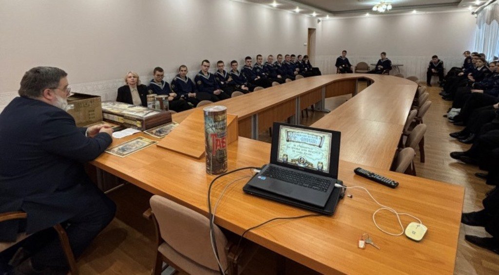 В Морской Технической Академии прошёл уникальный мастер-класс по настольным играм о жизни адмирала Ушакова В Морской Технической Академии прошёл уникальный мастер-класс по настольным играм о жизни адмирала Ушакова