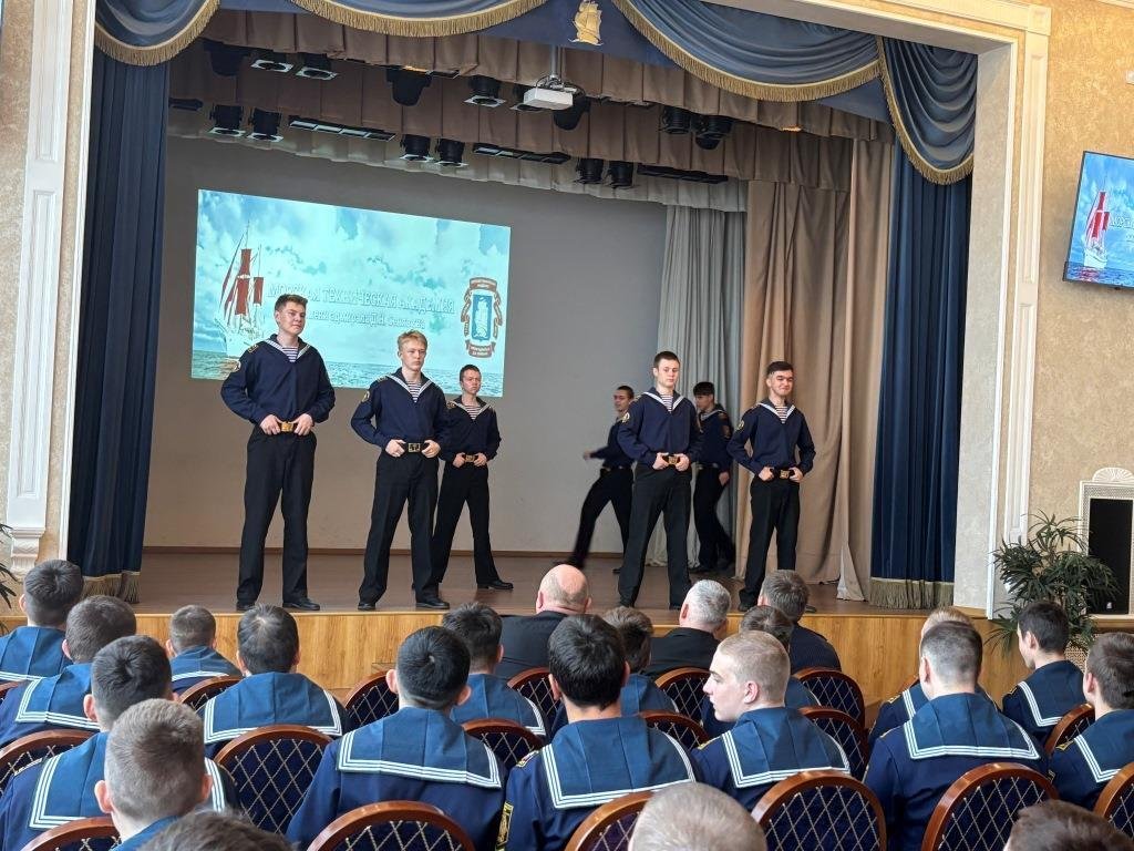 Знакомьтесь, экипажи Знакомьтесь, экипажи