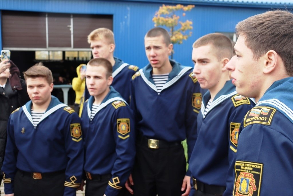 «Закрытие сезона»: Молодёжь покоряет морские просторы