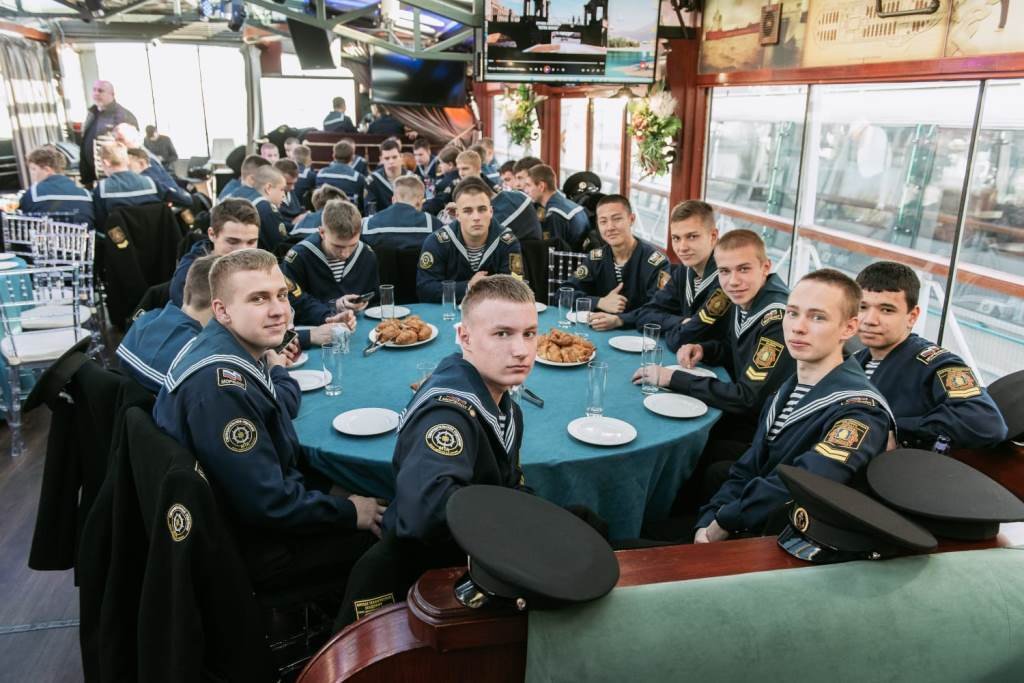 Открытое занятие для курсантов Морской технической академии организовала компания «Астра Марин» Открытое занятие для курсантов Морской технической академии организовала компания «Астра Марин»